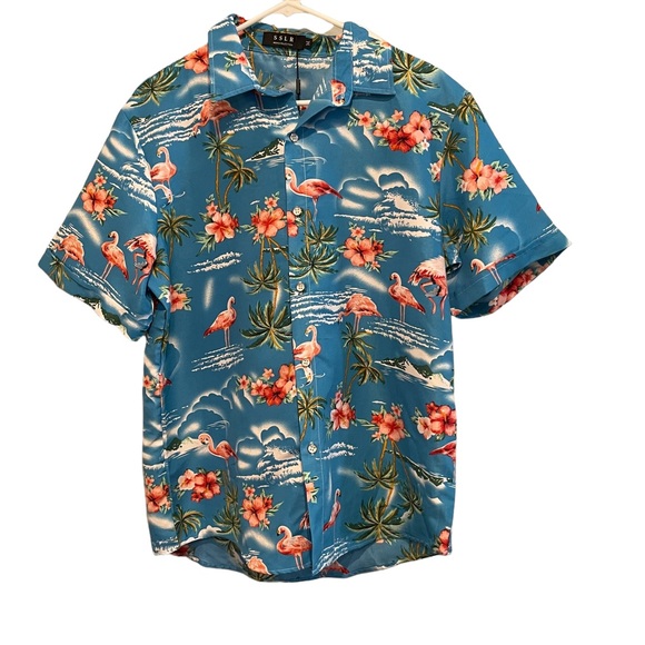NWT SSLR Men's Hawaiian Floral Flamingo Shirt. Size M - Picture 2 of 8